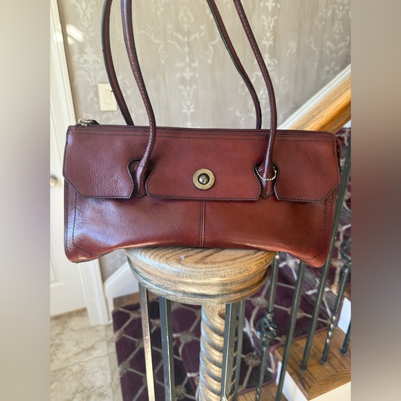 PELLE STUDIO ladies, genuine, leather tote, burgundy color, very good condition - Picture 16 of 16